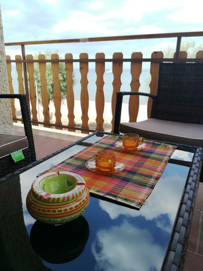 Noemi Holiday House Agnone Bagni Bagian luar foto